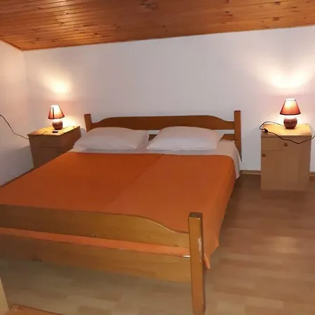 Apartamento Vojna Vir