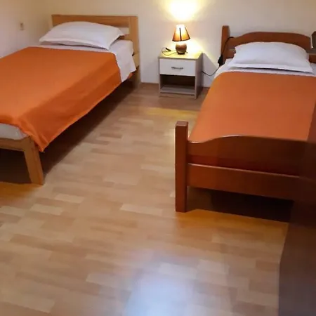 Apartamento Vojna Vir