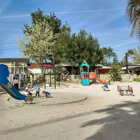 Vojna Apartamento Vir